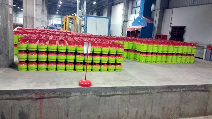 Fuel products of Weihua crane’ Bangladesh client